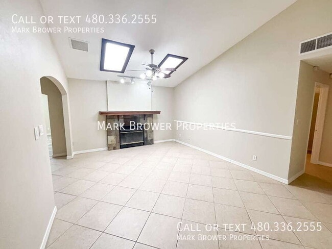 Building Photo - 2301 E Folley St