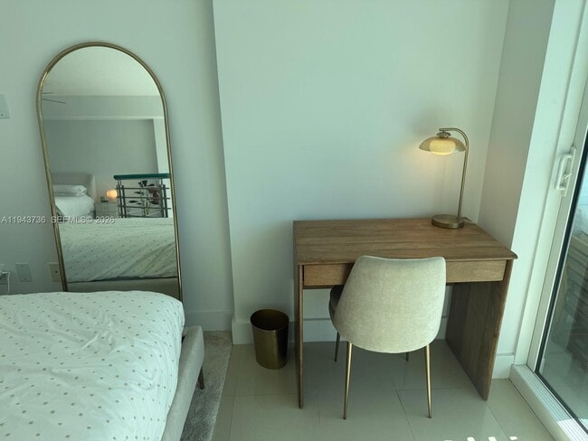 Building Photo - 41 SE 5th St