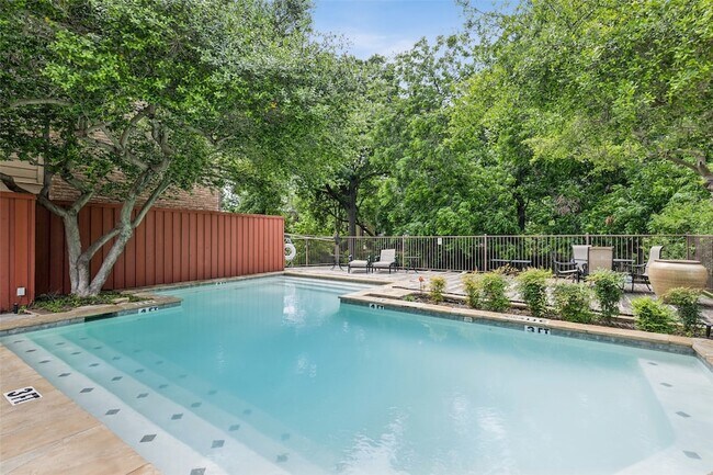 Building Photo - 4777 Cedar Springs Rd