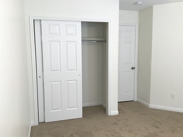Building Photo - 8359 Sawtooth Oak Dr