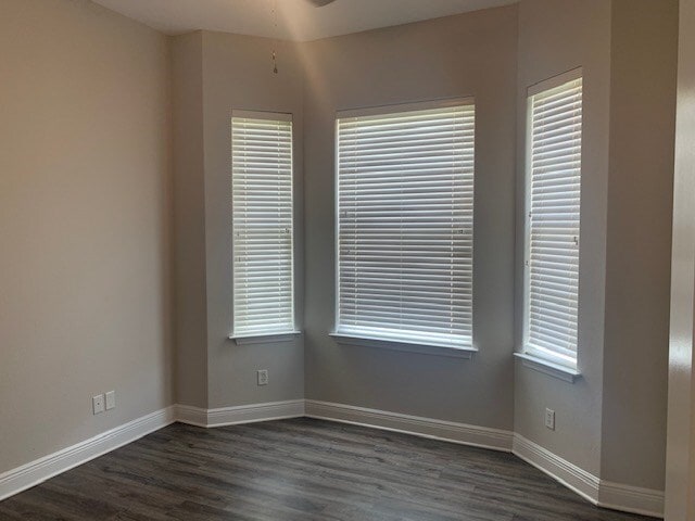 Building Photo - 301 Summercreek Cove