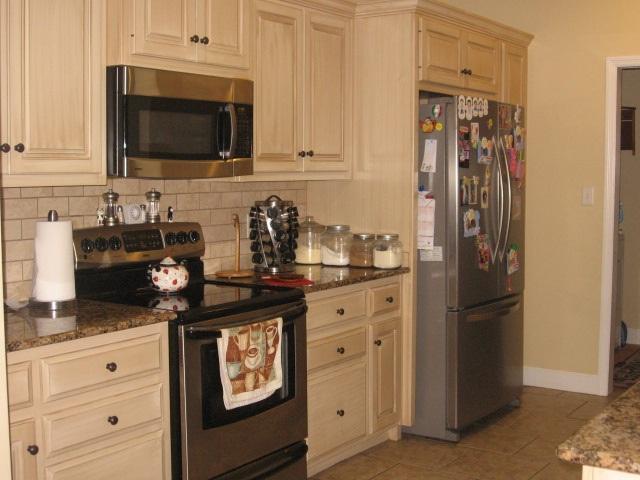 Building Photo - 4 bedroom in Hahira GA 31632