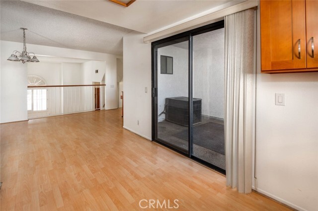 Building Photo - 549 W 220th St