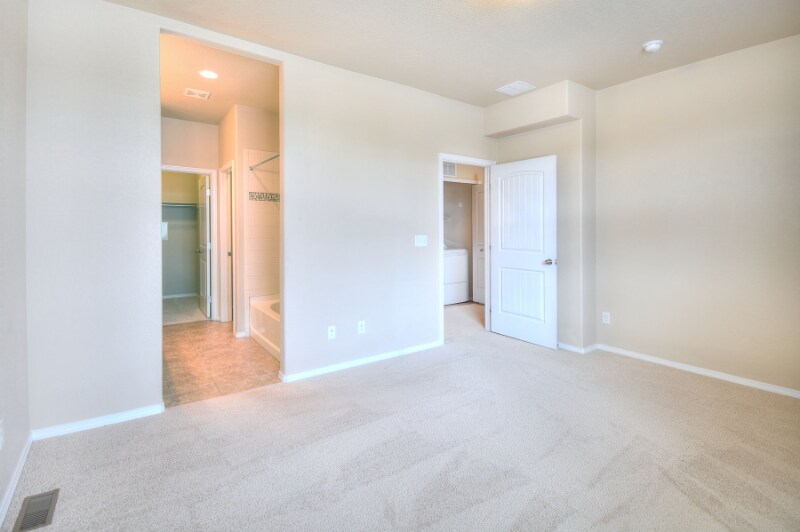 Building Photo - 5343 Prominence Point