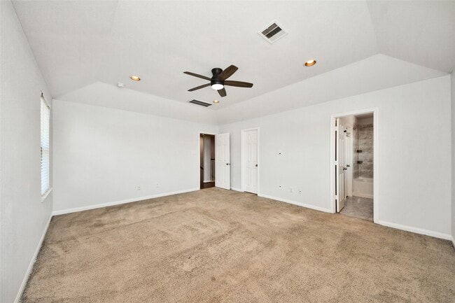 Building Photo - 17024 Wilthorne Gardens Ct