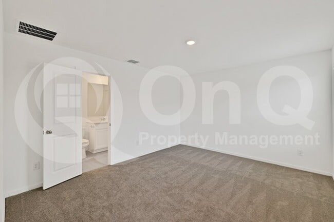 Building Photo - 3101 Tokara St