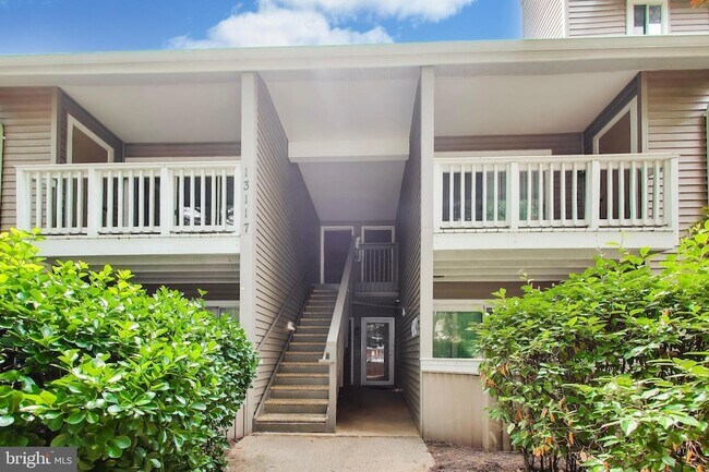 Building Photo - 13117 Wonderland Way