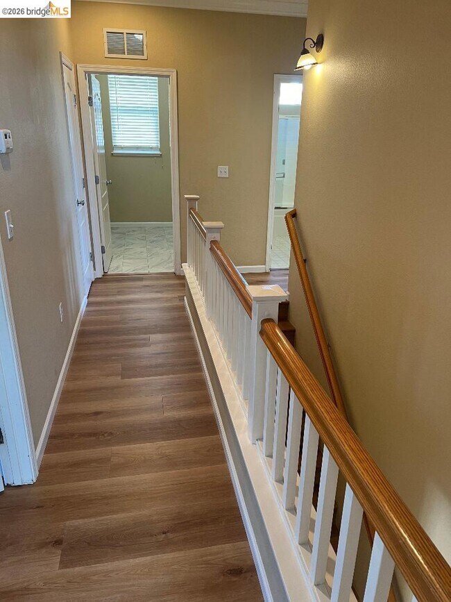 Building Photo - 193 Kayla Pl