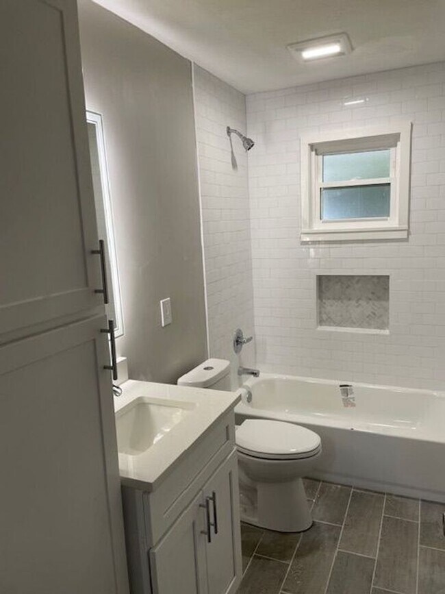 Building Photo - Available Soon!