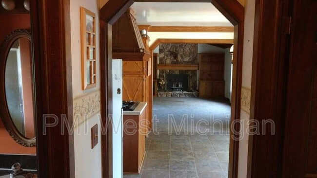 Building Photo - 1275 104th St SW