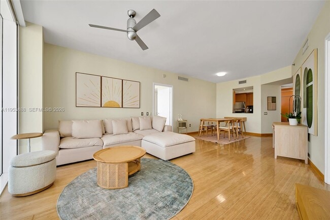 Building Photo - 450 Alton Rd