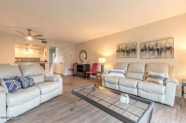 Building Photo - 2750 Ocean Shore Blvd