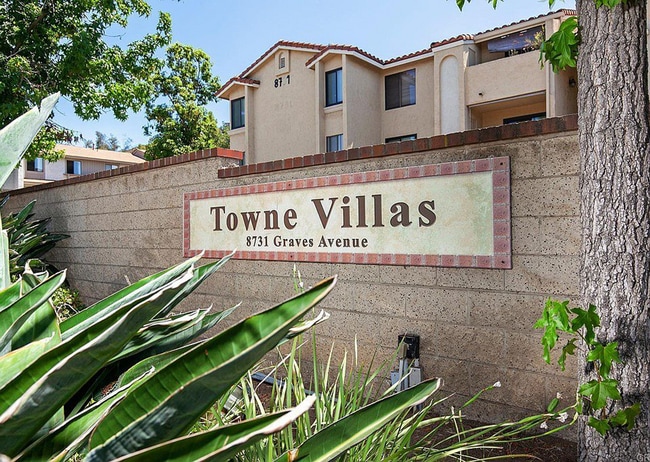 Building Photo - Available Now 2Br 1 Ba Condo with 1c garage