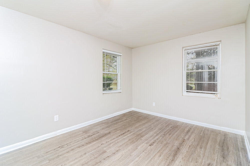 Building Photo - 2937 Thompson Cir