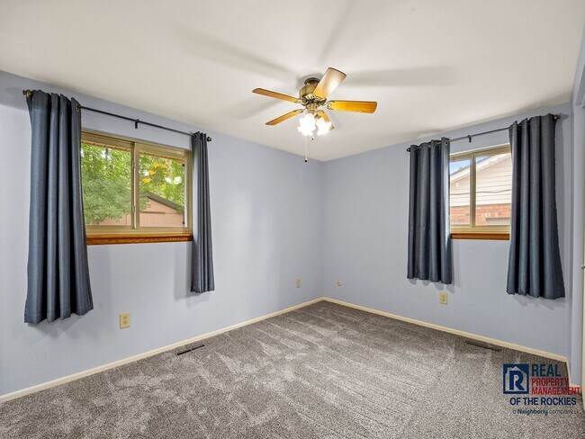 Building Photo - Charming Loveland Home Available Now!