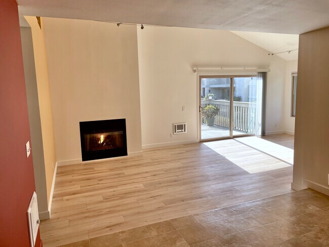Living Room - 3029 Harbor Blvd