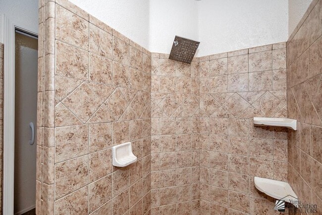 Building Photo - 11845 E 27th Pl