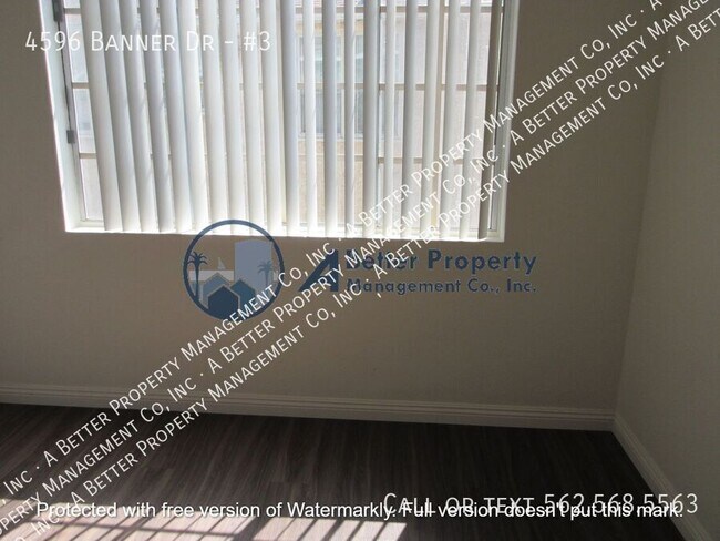 Building Photo - 4596 N Banner Dr