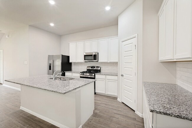 Building Photo - 14057 Kempt Dr