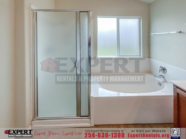 Building Photo - Enchanting 4-bedroom, 2-bathroom home nestled in Splawn Ranch!