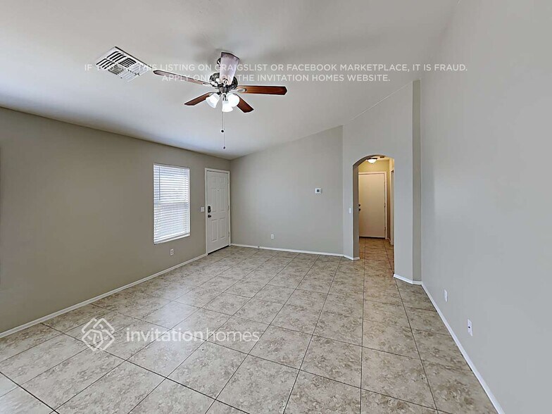 Building Photo - 2325 W Hayden Peak Dr