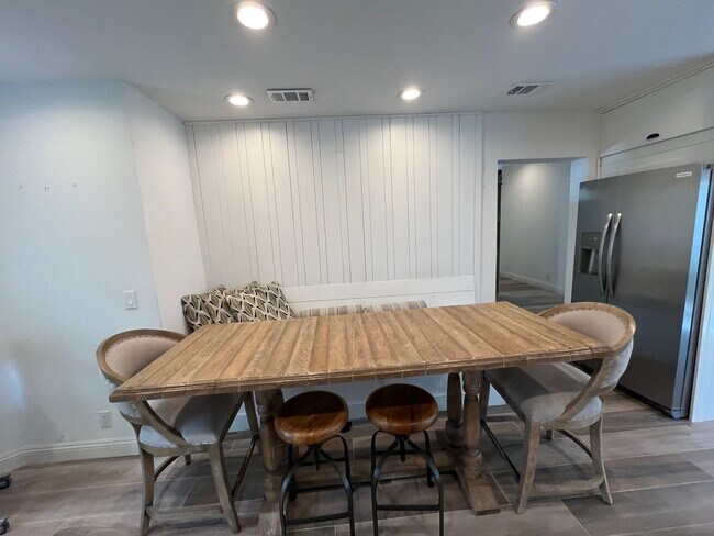 Building Photo - Long Term - 3 Bed 2 Bath in Desert Falls!