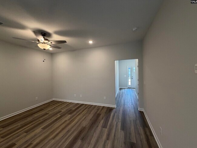 Building Photo - 2040 Armada Rd