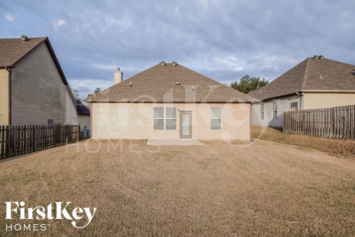 Building Photo - 4463 Sierra Ln