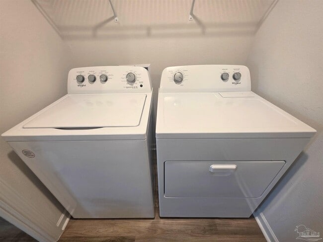 Building Photo - 5581 Silverbell Dr