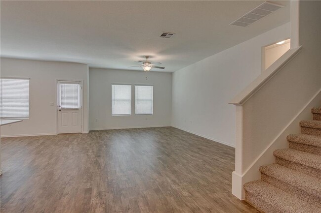 Building Photo - 6721 Hartlage St
