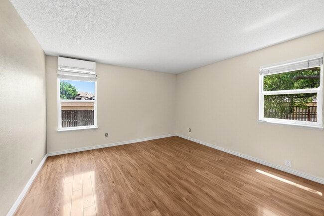 Building Photo - 4896 S Dudley St