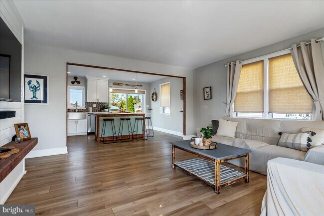 Building Photo - 6934 River Drive Rd