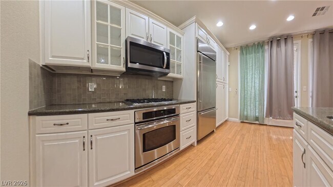Building Photo - 1274 Calcione Dr