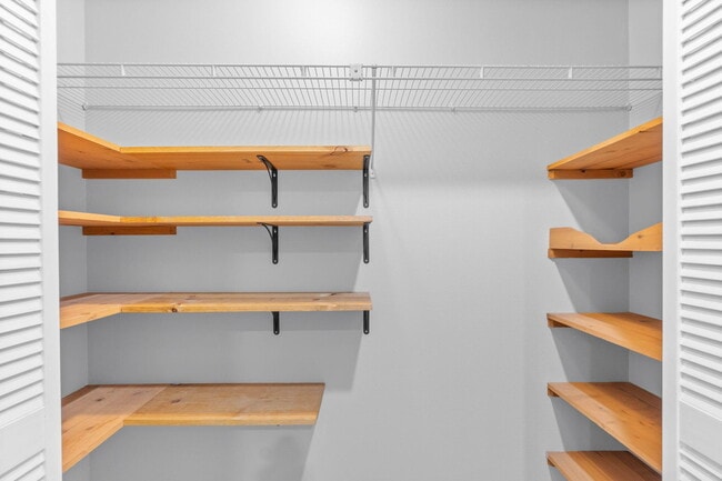 Building Photo - 202 Stephen Ave