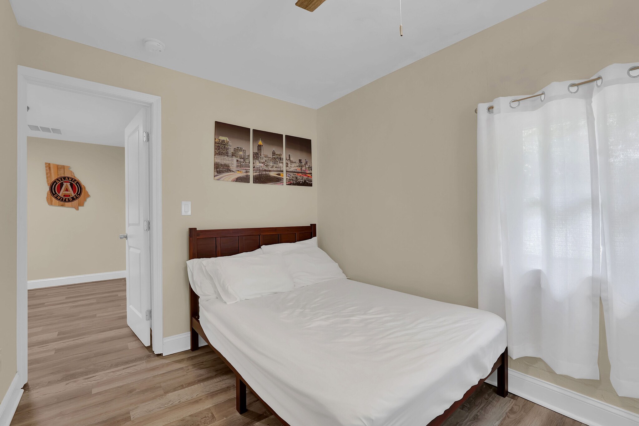 Building Photo - 1268 Ladd St SW