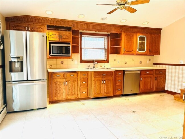 Building Photo - 21 Cottage St