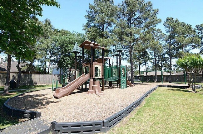 Building Photo - 14502 Dakota Bend Dr