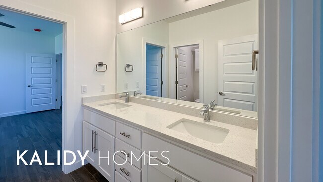 Building Photo - 20400 Antler Farms Dr