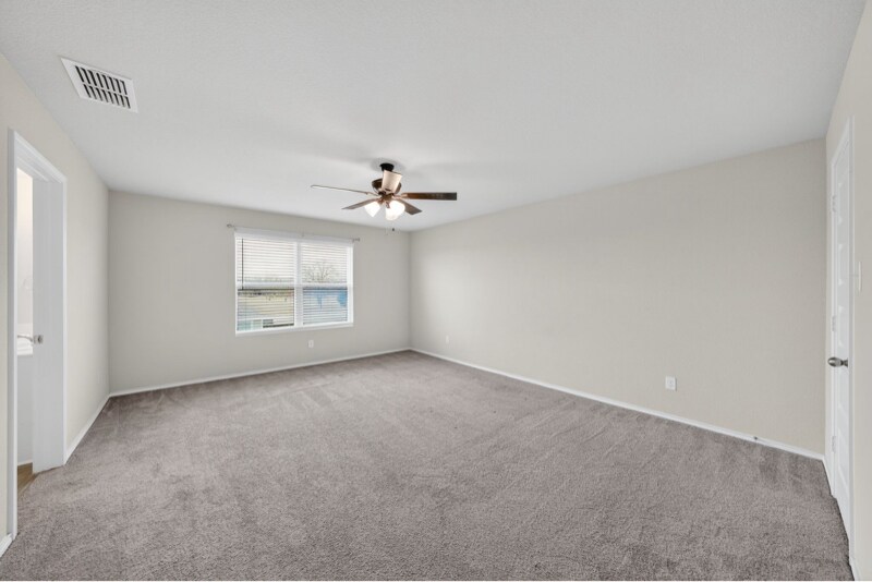 Building Photo - 605 Mayfield Dr