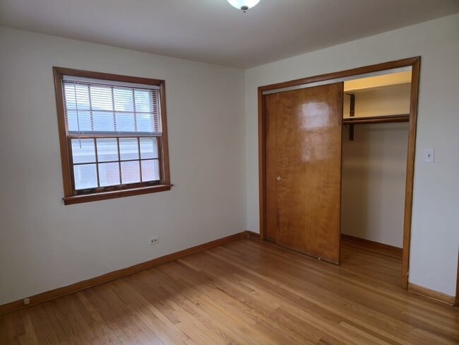 Building Photo - 517 Bethel Dr