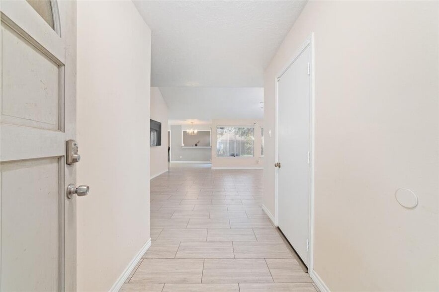 Building Photo - 12607 Lacey Crest Dr