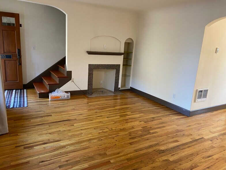 Building Photo - 1403 NW 23rd Ave