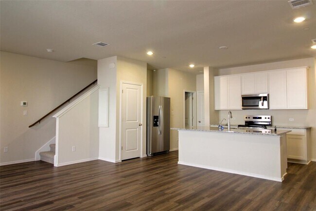 Primary Photo - 12810 Siena Vlg Ln