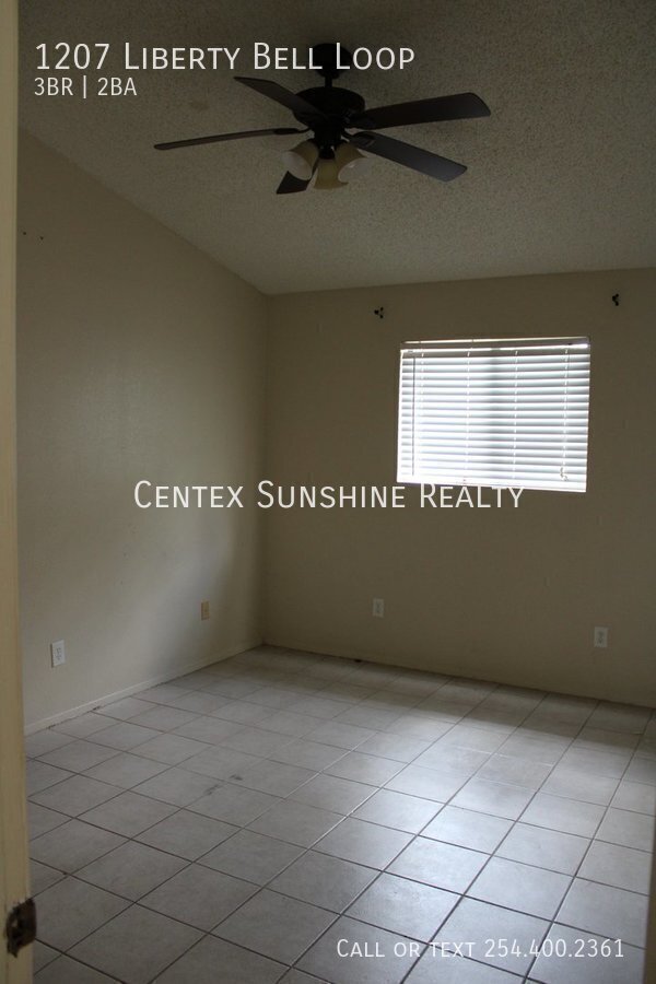 Building Photo - 1207 Liberty Bell Loop