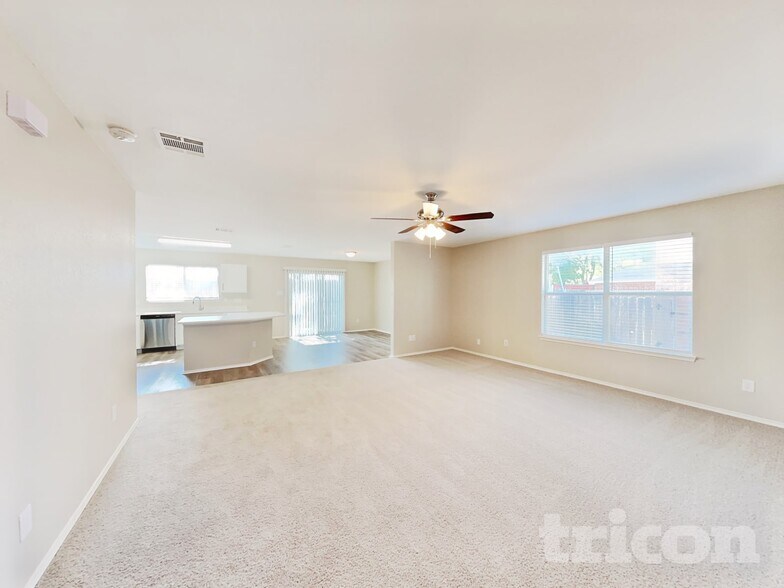 Building Photo - 8504 Hawkview Dr