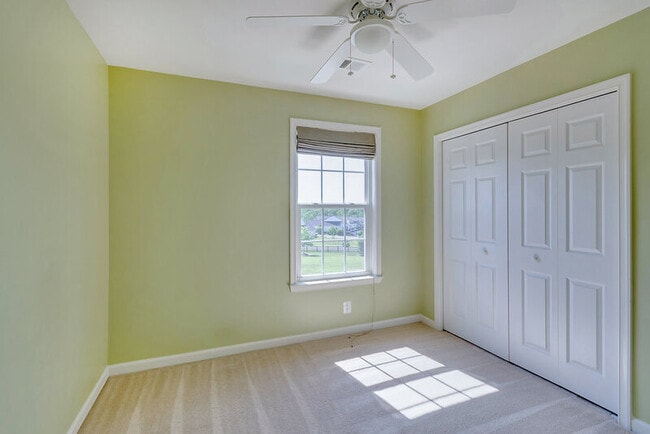 Building Photo - 41 Pine Needle Way