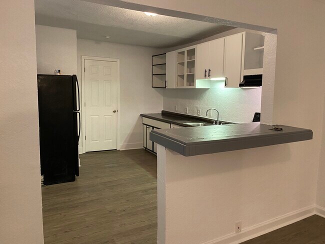 to Kitchen from Living Room - 735 27th Ave W