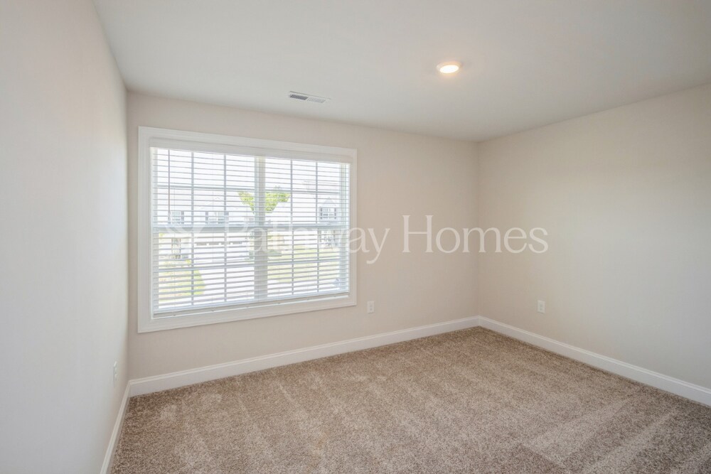 Building Photo - 138 Wembury Ln