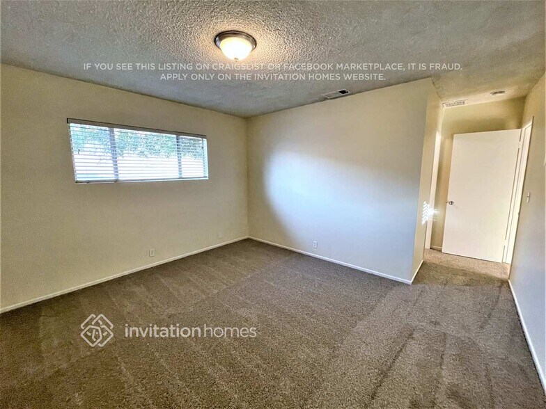 Building Photo - 12801 Zeus Ave