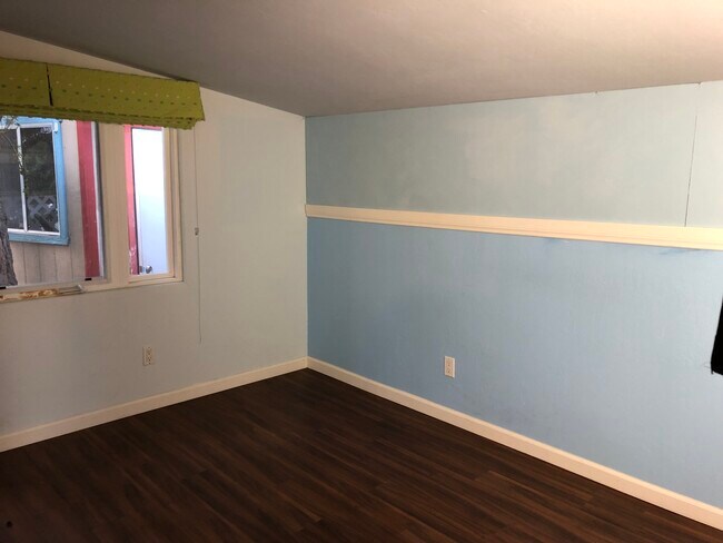 Building Photo - 4201 Topanga Canyon Blvd